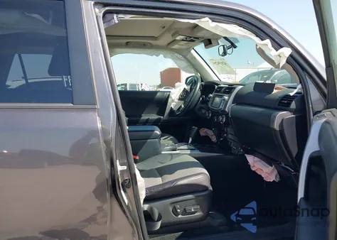 2018 Toyota 4Runner Sr5/Limited/Sr5 Premium from USA, damaged, VIN JTEZU5JR2J5167188